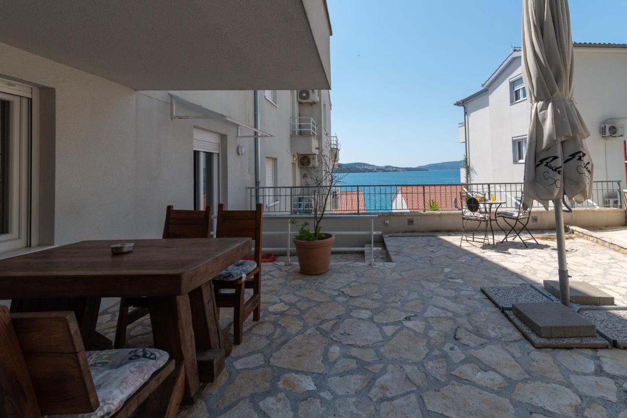 Apartments Liam Trogir Exterior photo